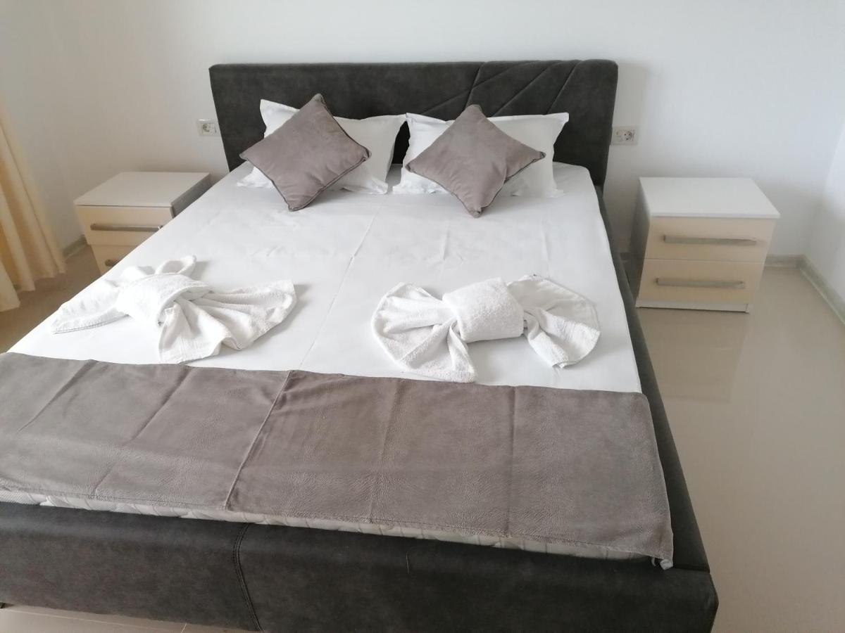 Azamara Hotel Costinesti Bagian luar foto